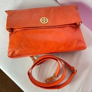 Tory Burch Dena Crossbody/clutch in blood orange